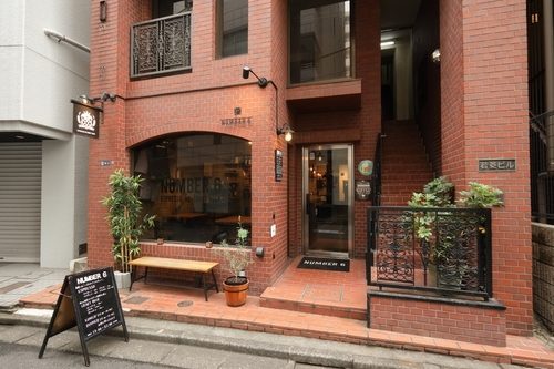 人形町駅から徒歩4分。クラフトビールで地方と東京と海外を繋ぐ
